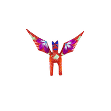 Cargar imagen en el visor de la galería, Alebrije oaxaqueño de madera copal mini