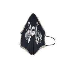 Cargar imagen en el visor de la galería, Cubrebocas con bordado San Antonino decorado con tejido de gancho, elegante, fresco y ligero