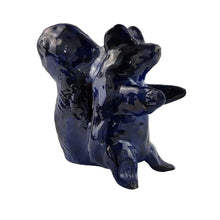 Cargar imagen en el visor de la galería, Ardillita mini decorada con la técnica de barro vidriado
