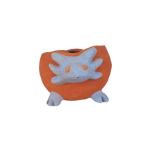 Cargar imagen en el visor de la galería, Maceta de barro en forma de ajolote pintada con engobes naturales
