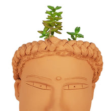 Cargar imagen en el visor de la galería, Maceta Teresita, rostro de mujer con trenza tamaño grande