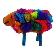 Cargar imagen en el visor de la galería, Animalito de lana, peluche borreguito artesanal bordado a mano en Chiapas
