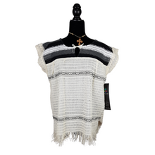 Cargar imagen en el visor de la galería, Blusa española, prenda fresca de algodón calada hecha en telar de pedal