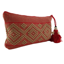Cargar imagen en el visor de la galería, Bolsa cosmetiquera chica de algodón, tejida en telar de cintura en Santo Tomás Jalieza Oaxaca