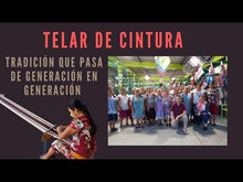 Cargar y reproducir el video en el visor de la galería, Bolsa cosmetiquera chica de algodón, tejida en telar de cintura en Santo Tomás Jalieza Oaxaca