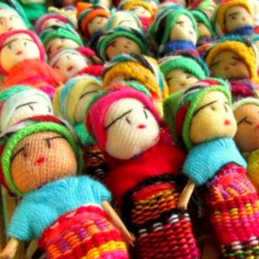 Muñequitas quitapenas o quitapesares