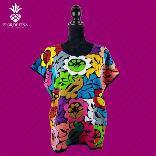 Blusa de gala con bordado mazateco