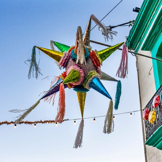 La piñata en México: historia, origen, de qué se rellena y significado