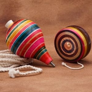 Los carritos de madera, un juguete tradicional mexicano