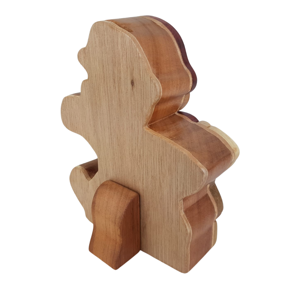 Alcancía de madera de Mario Bros, elaborada con la técnica de intarsia