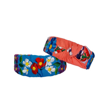 Cargar imagen en el visor de la galería, Diadema con bordado tradicional de San Gabriel Chilac Puebla

