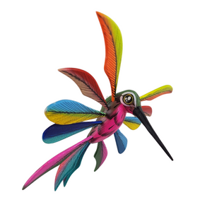 Alebrije colibrí, tallado en madera copal y decorado a mano