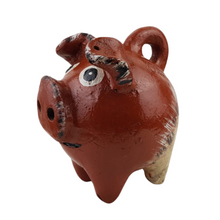 Cargar imagen en el visor de la galería, Alcancía con forma de cerdito bola hecho de barro natural
