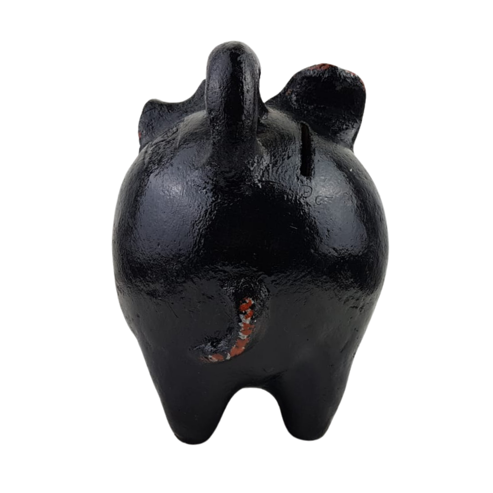 Alcancía con forma de cerdito bola hecho de barro natural