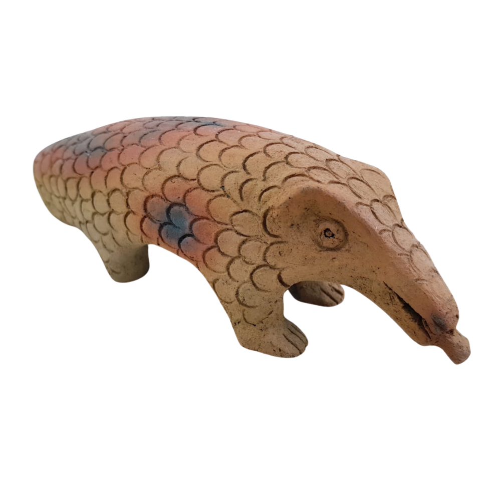 Pangolín de alfarería prehispánica