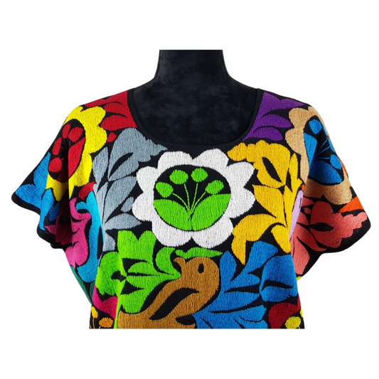 Blusa XL de gala mazateca, bordado relleno de Jalapa de Díaz