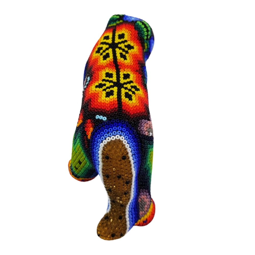 Jaguar wixárica hecho de papel maché