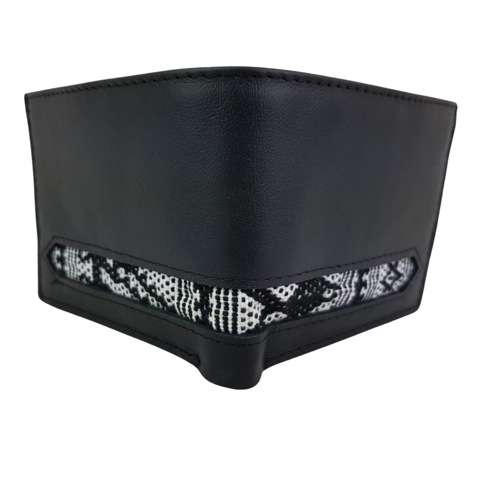 Cartera de caballero de piel con textil artesanal
