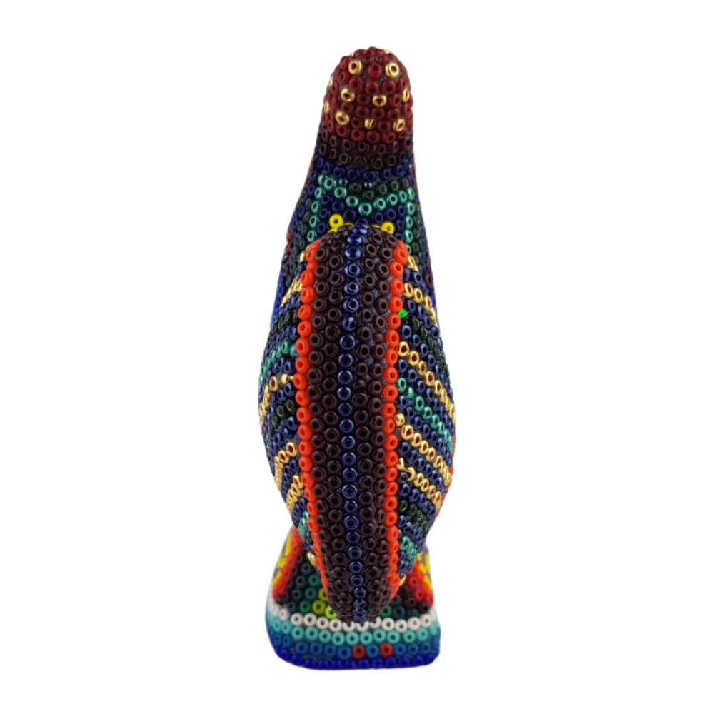 Gallito decorado con motivos Wixárica