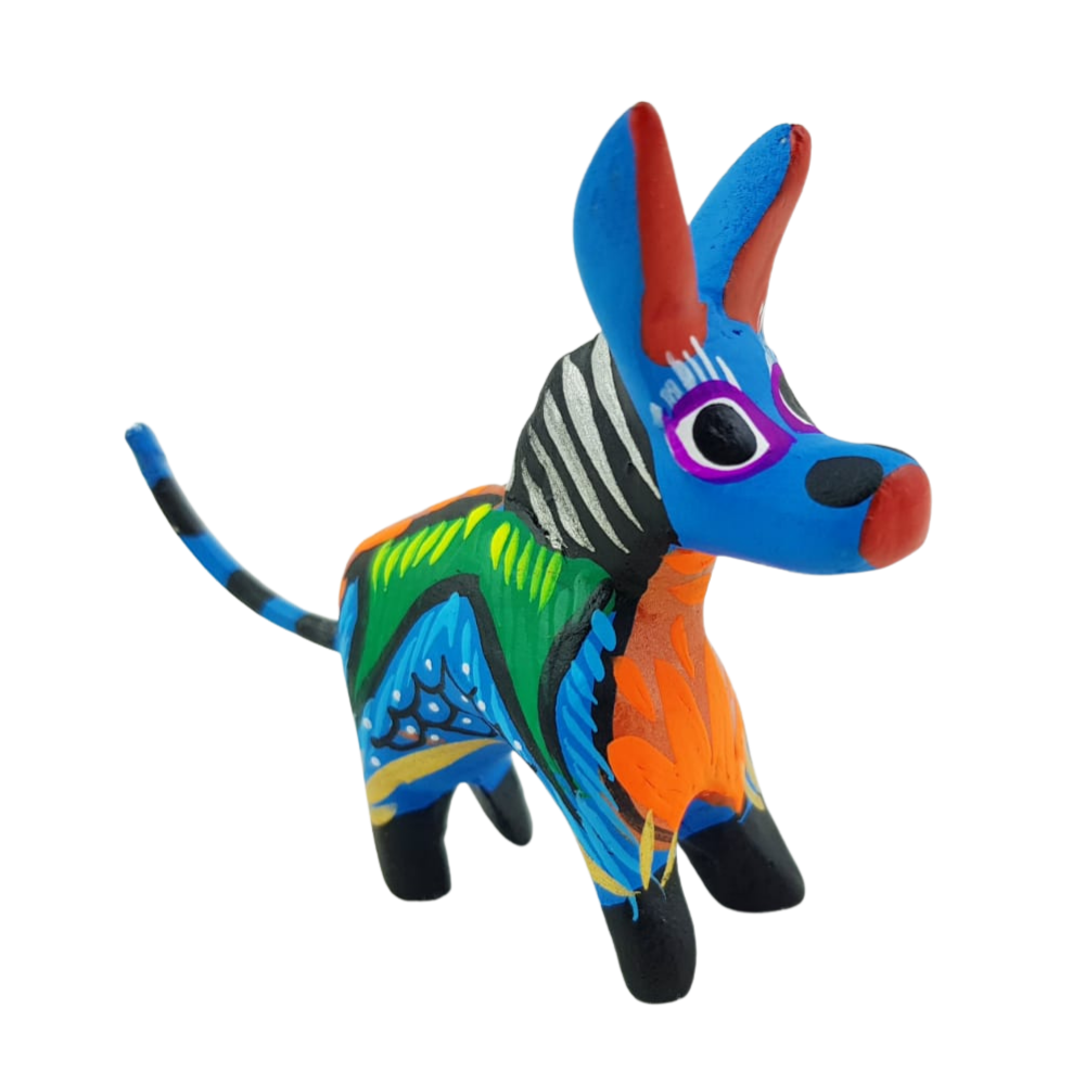 Alebrije Chico Talla en Madera de Copal Oax. | Arte Mexicano