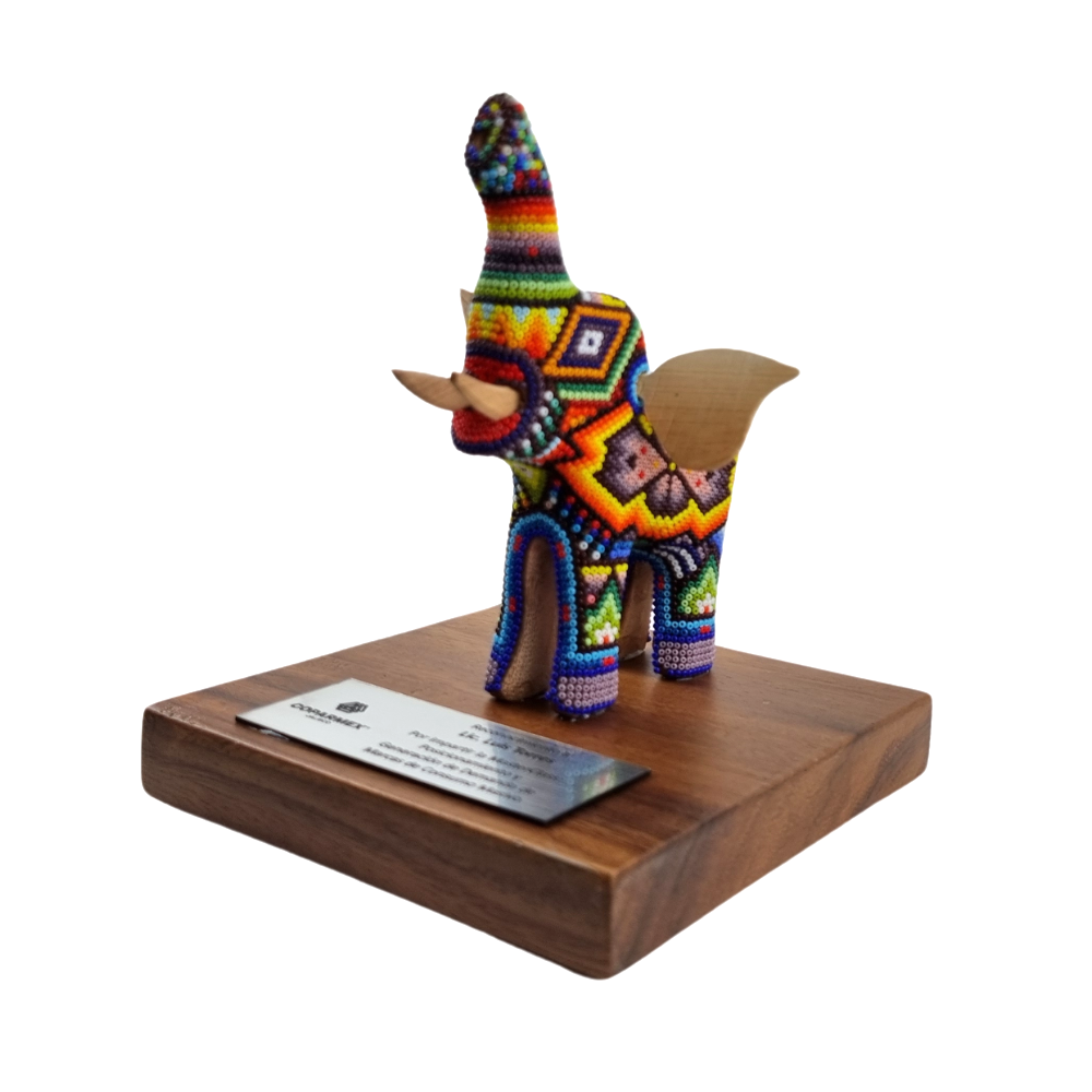 Galardón Elefante en Arte Wixárika | Pieza de Lujo