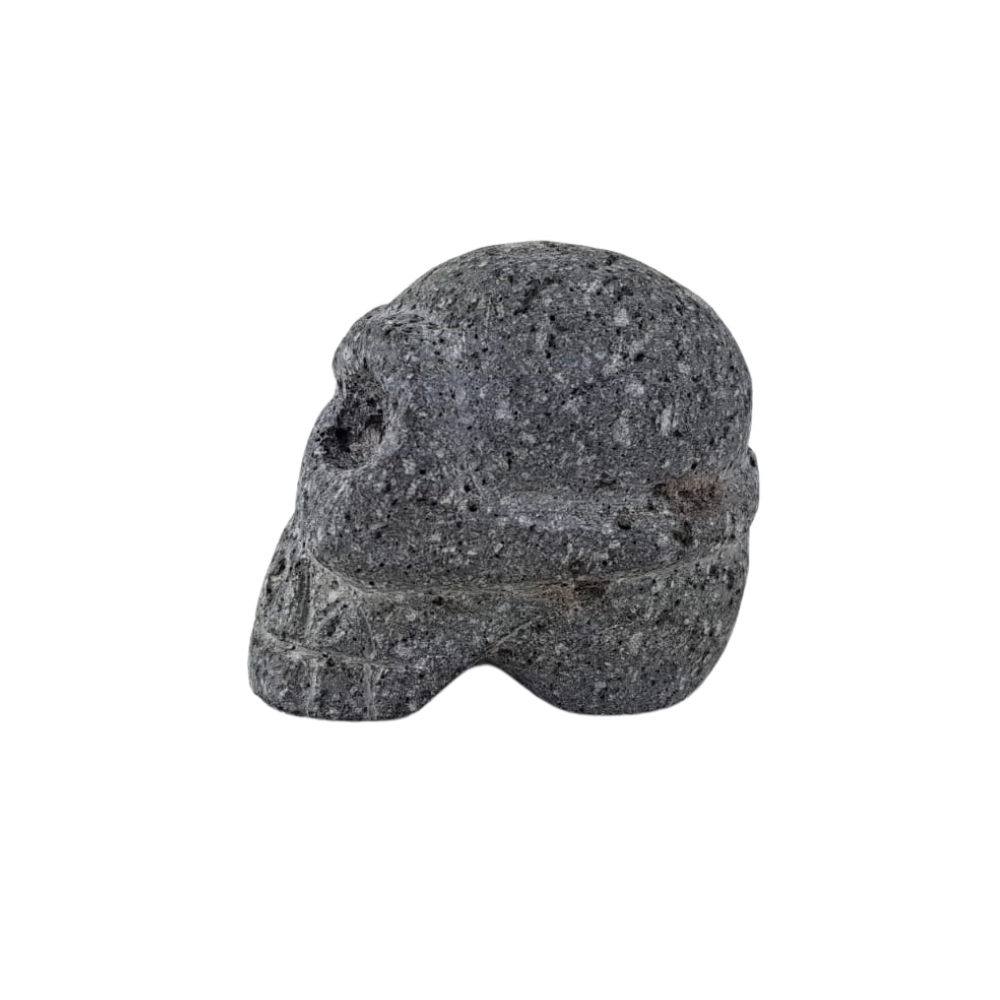 Cráneo de piedra volcánica