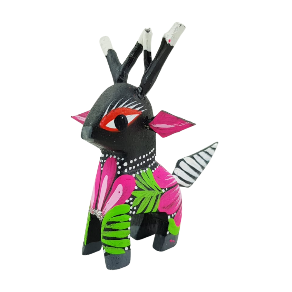 Alebrije Chico Talla en Madera de Copal Oax. | Arte Mexicano
