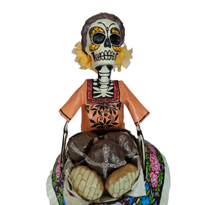 Catrina panadera de papel mache