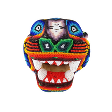 Cargar imagen en el visor de la galería, Cabeza de jaguar hecha de madera tallada a mano y decorada con motivos wixárika
