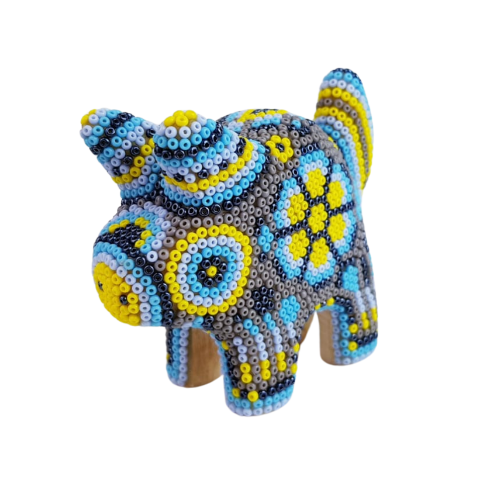 Puerquito mini decorado con motivos wixárika