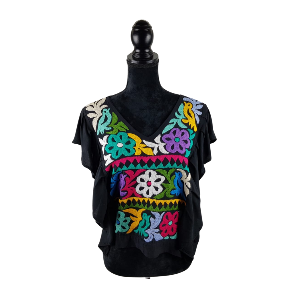 Blusa de bordado Mazateca con olán y espalda semi descubierta