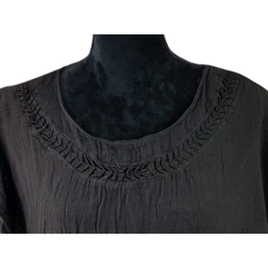 Blusa mariposa de manta con corte suelto, hecha en Oaxaca