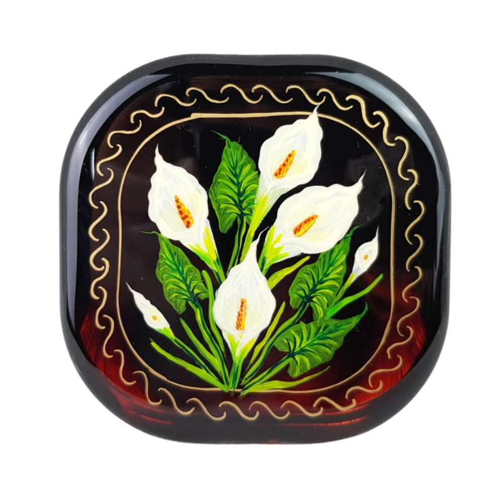 Espejo de bolsillo decorado con mariposas y flores