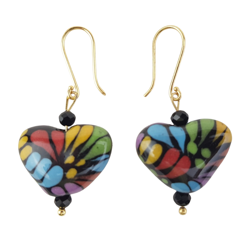 Arete colgante corazón de cerámica, decorado con técnica talavera