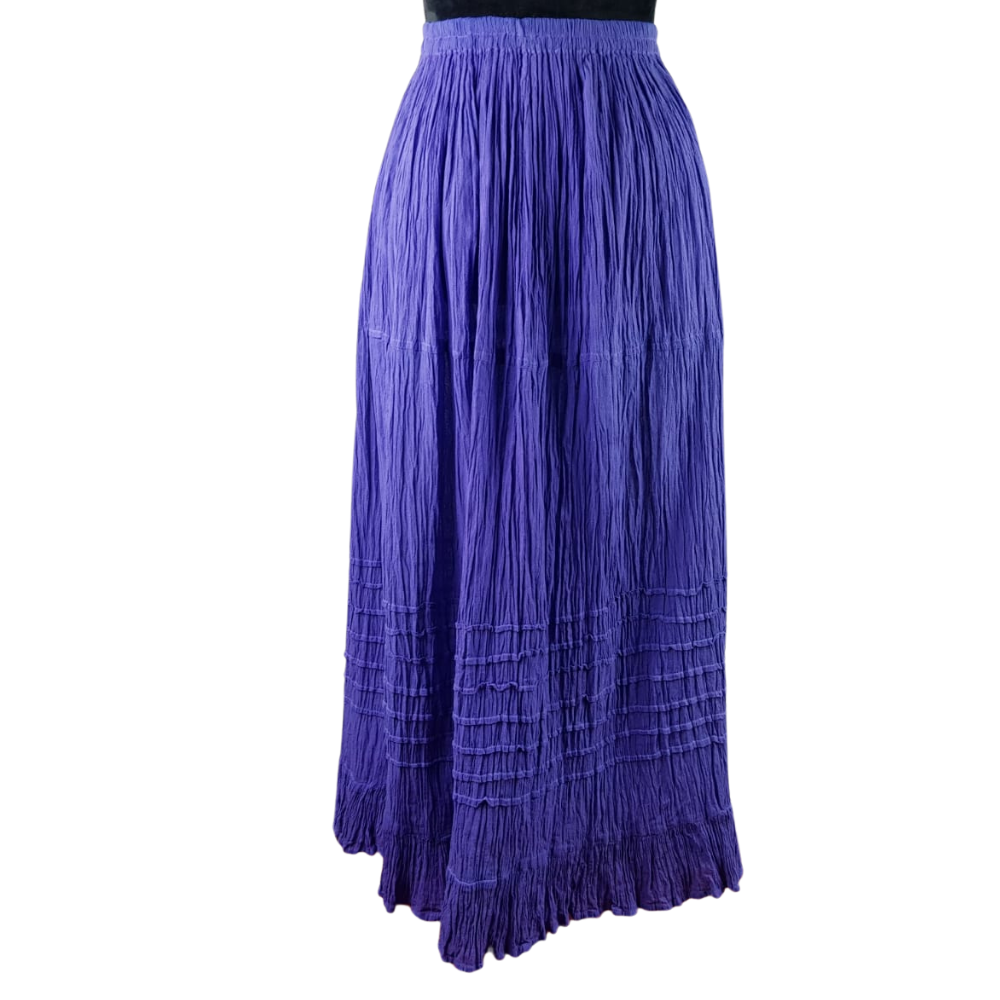 Falda Bertha, de manta teñida o natural, hecha en Oaxaca