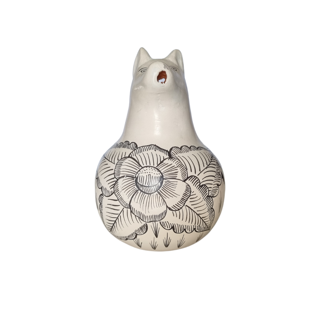 Jarra mini con forma de animalito de barro bruñido decorado con flores y pájaros