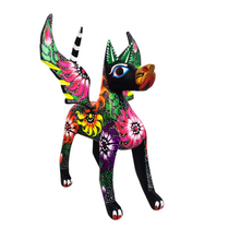 Cargar imagen en el visor de la galería, Alebrije oaxaqueño grande, perro con alas de madera copal
