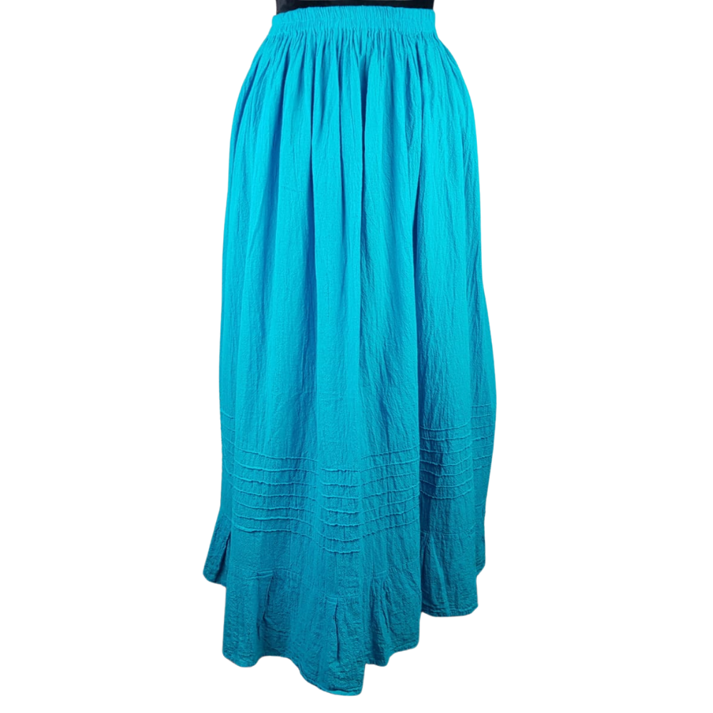 Falda Bertha, de manta teñida o natural, hecha en Oaxaca