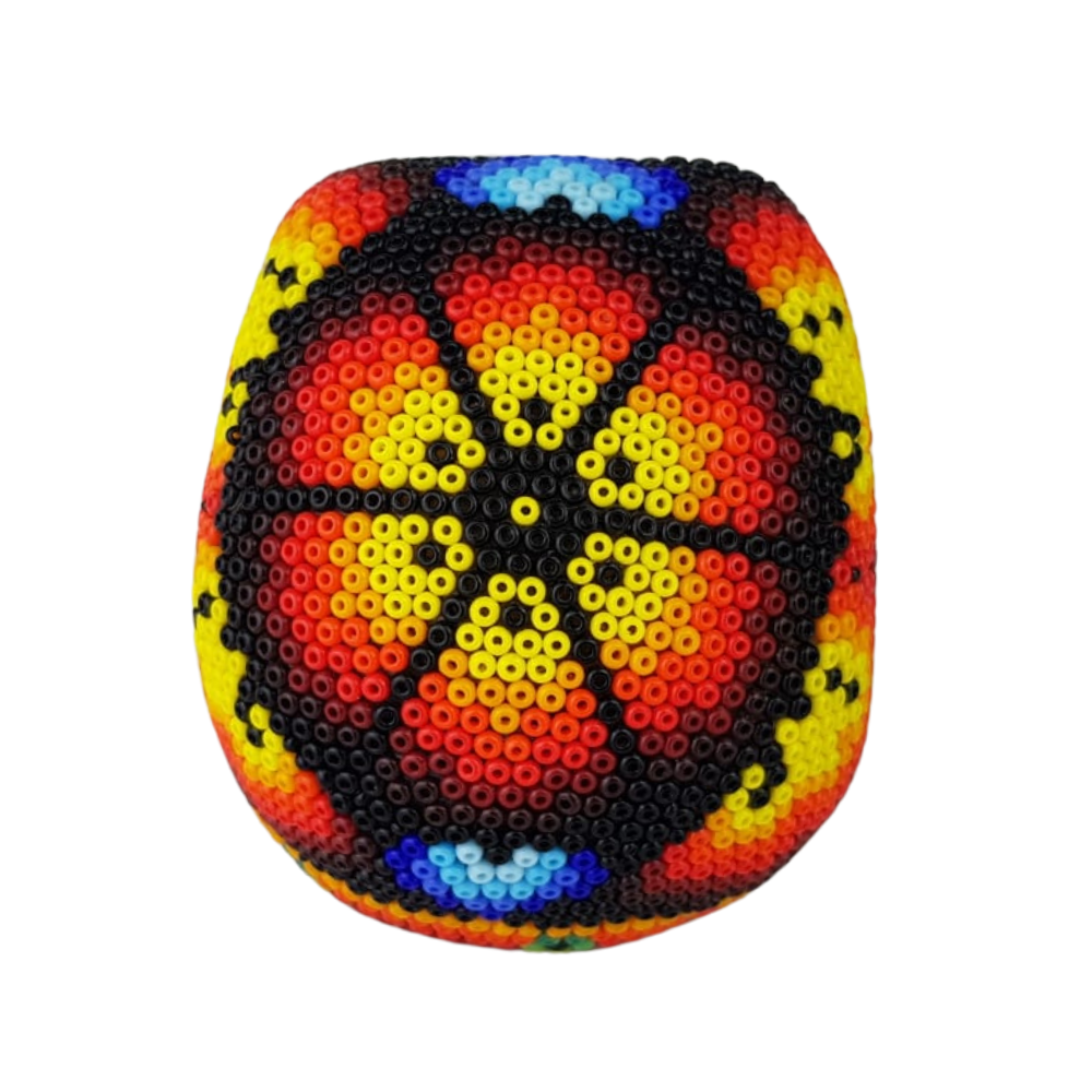Cráneo mini decorado con motivos Wixárica