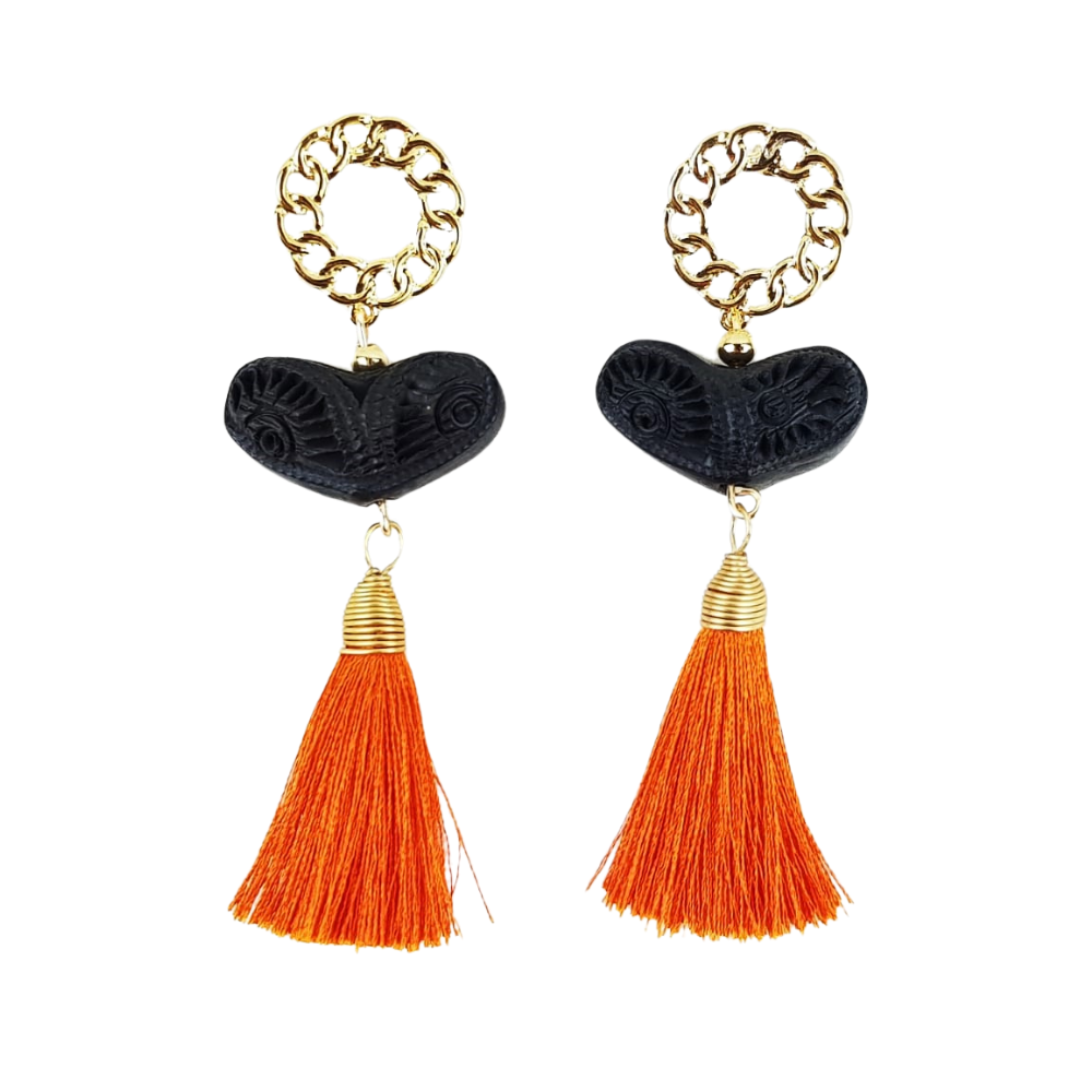 Aretes de barro negro, Jasiel