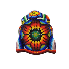 Cargar imagen en el visor de la galería, Cabeza de jaguar hecha de madera tallada a mano y decorada con motivos wixárika

