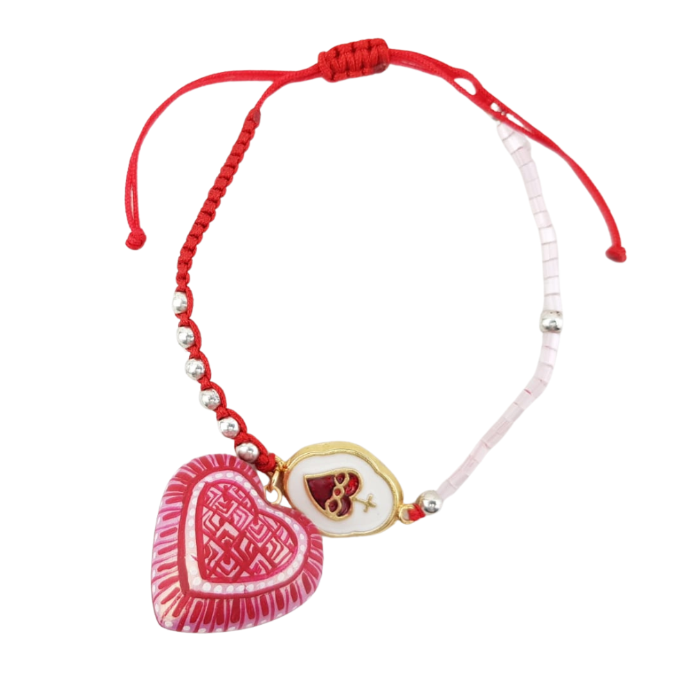 Pulsera con corazón o trompo de madera copal tallado y decorado a mano