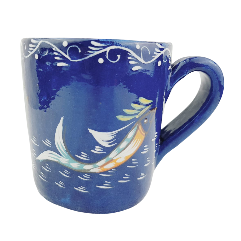Taza capulineada con peces