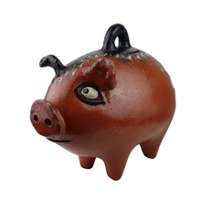 Cargar imagen en el visor de la galería, Alcancía con forma de cerdito bola hecho de barro natural
