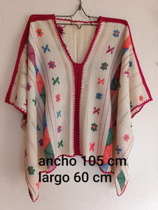 Blusa mariposa Amuzgo de telar de cintura, textura calada decorada con brocados finos
