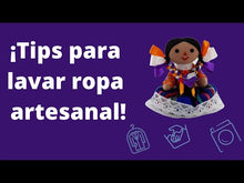 Cargar y reproducir el video en el visor de la galería, Pantalón de manta fresca, hecho en Oaxaca
