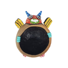 Cargar imagen en el visor de la galería, Maceta alebrije tamaño chico elaborado en barro policromado frío
