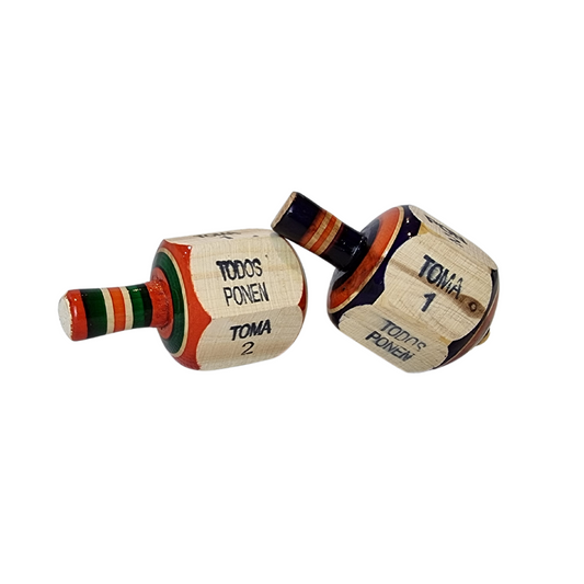 Pirinola de madera chica, juguete tradicional mexicano