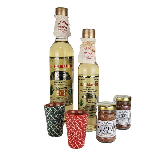 El famoso 500 ml, mezcal artesanal de gusano agave espadín