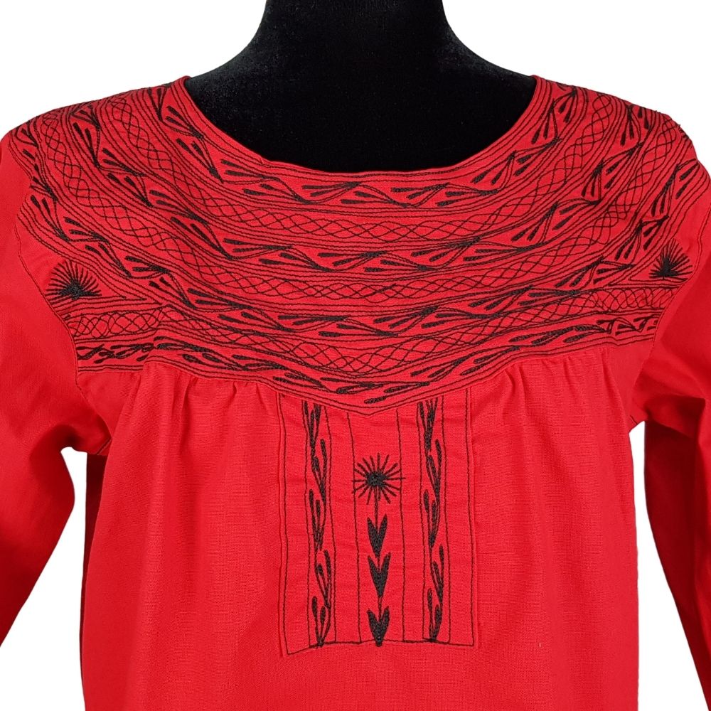 Blusa oaxaqueña de manta de Santa María Alotepec Mixe